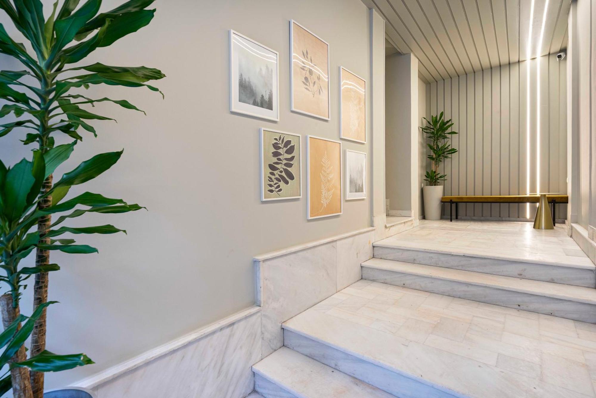 9 Muses Exclusive Suites In Syntagma Athens Exterior photo