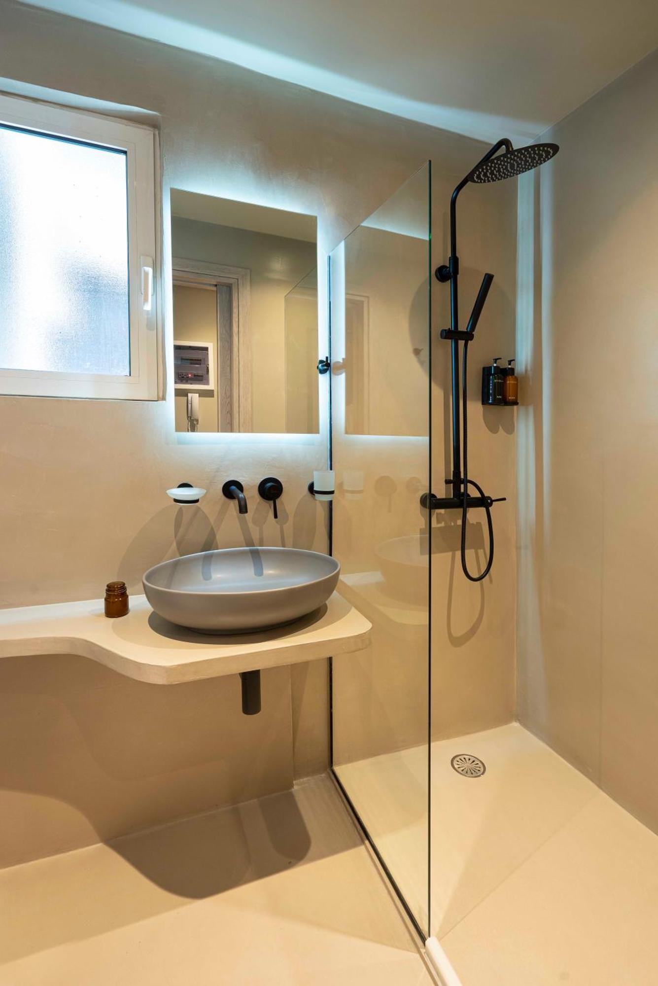 9 Muses Exclusive Suites In Syntagma Athens Exterior photo